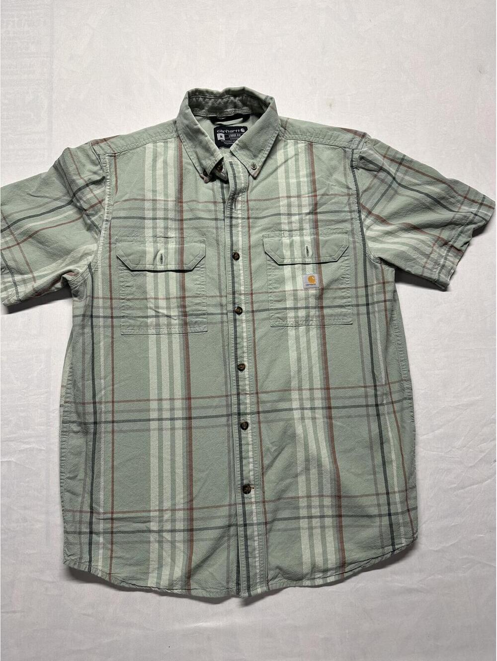 Carhartt Men's Medium Loose Fit Green Plaid Short Sleeve Button Down Work Shirt